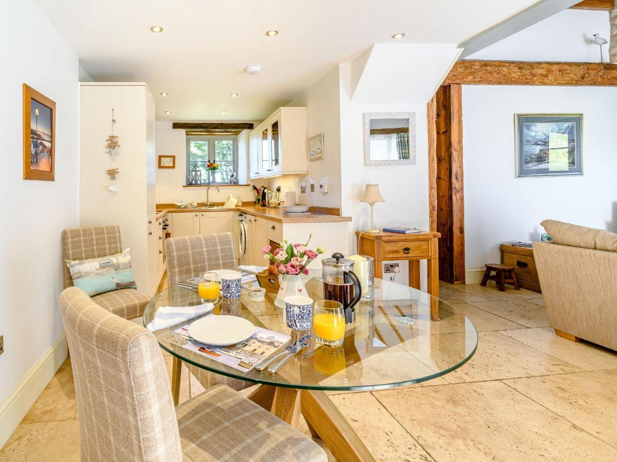 Cottage Anton Fylingdales المظهر الخارجي الصورة